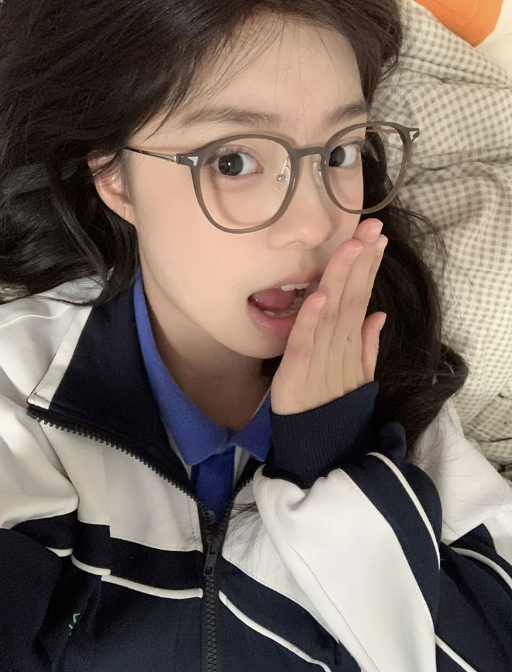 Ngắm nhìn vẻ đẹp tuổi teen với ảnh gái xinh 2k7 cực cuốn hút