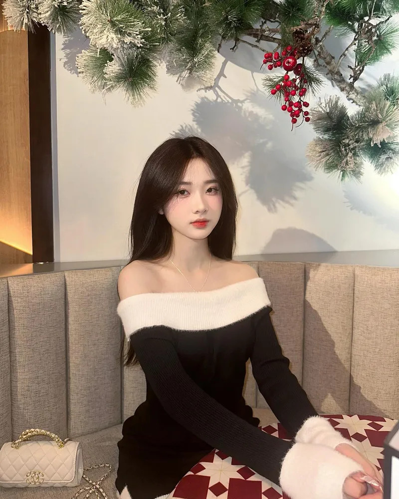 Top 120+ ảnh Nguyễn Diệu Linh bikini sexy trên Instagram