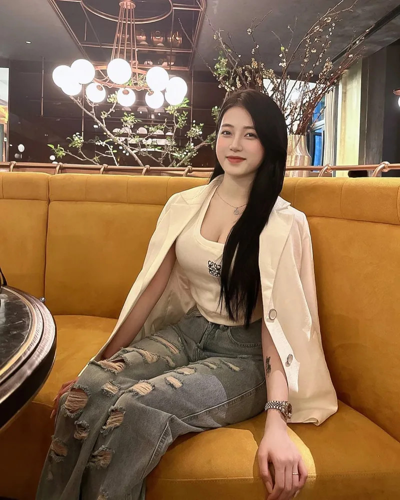 Hotgirl Instagram Nguyễn Hải Ly sexy quyến rũ đầy thu hút