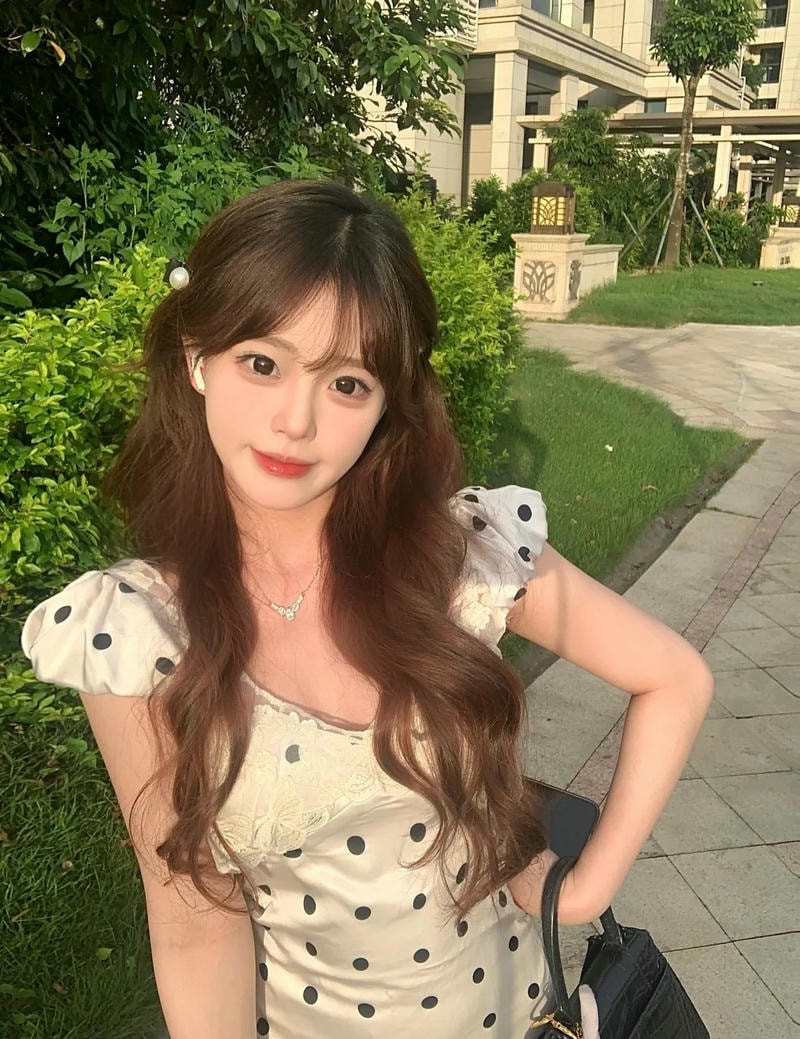 Trọn bộ 199+ ảnh gái xinh 2k6 với nét đẹp tuổi trăng rằm