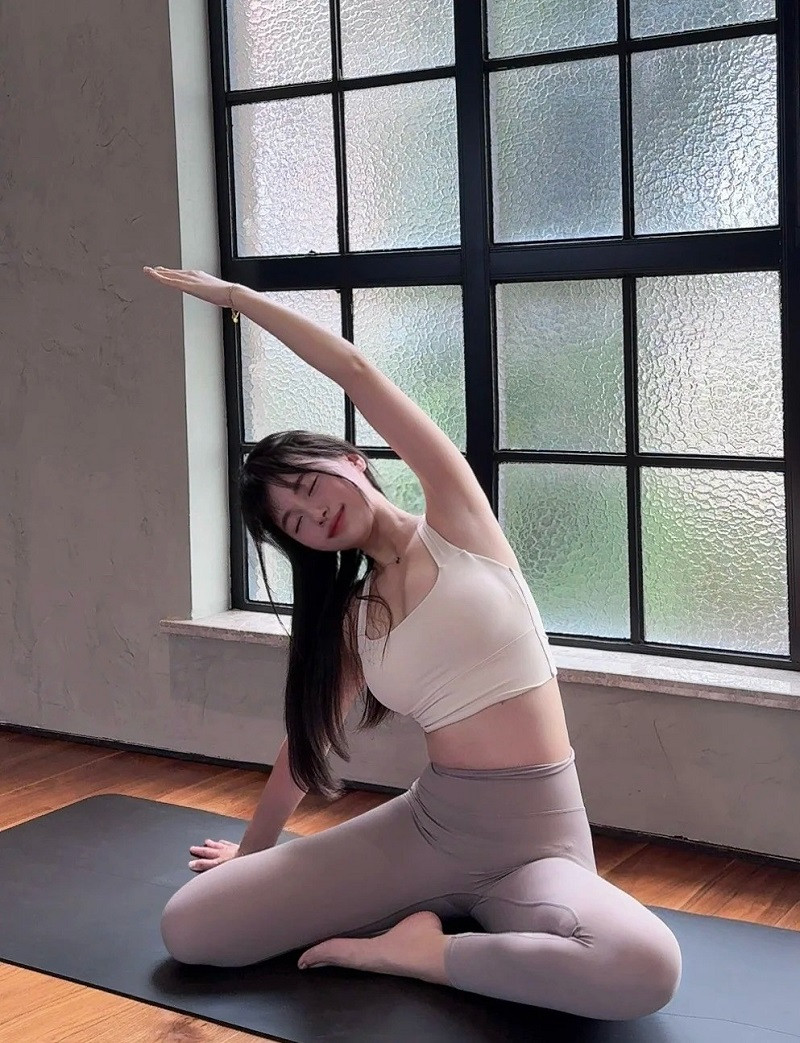 999+ Ảnh gái xinh tập yoga mới nhất cùng vóc dáng cực nuột