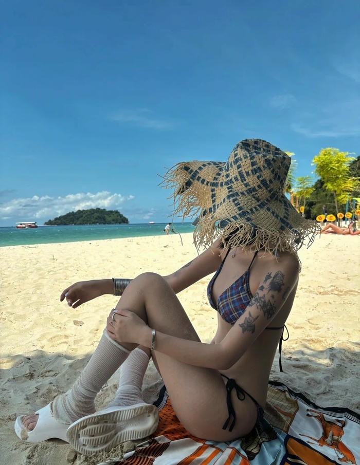 Tuyển tập 201+ ảnh gái bikini che mặt sexy, nóng bỏng