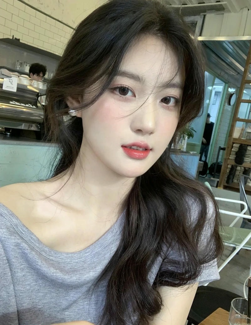 Ngắm ảnh gái xinh Trung Quốc với vẻ đẹp dịu dàng và quyến rũ