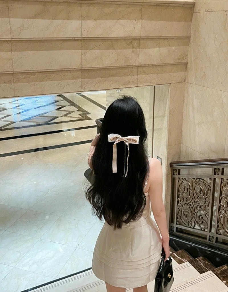 Chiêm ngưỡng loạt 90+ ảnh gái xinh quay lưng cực chất và đẹp
