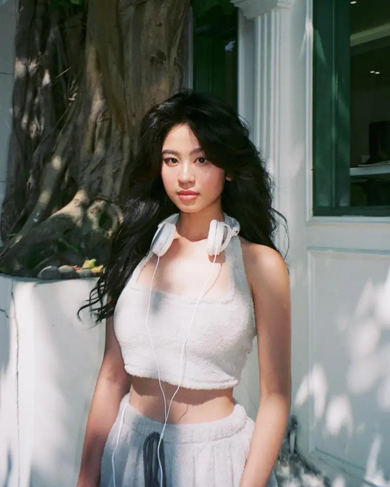Top 100+ ảnh sexy gợi cảm nhất của Hàn Hằng ig gây bão mạng