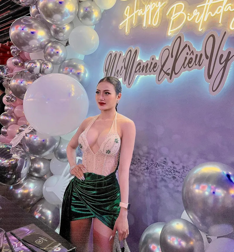 Bộ sưu tập 199+ ảnh sexy đẹp nhất của Kiều Vy trên Instagram
