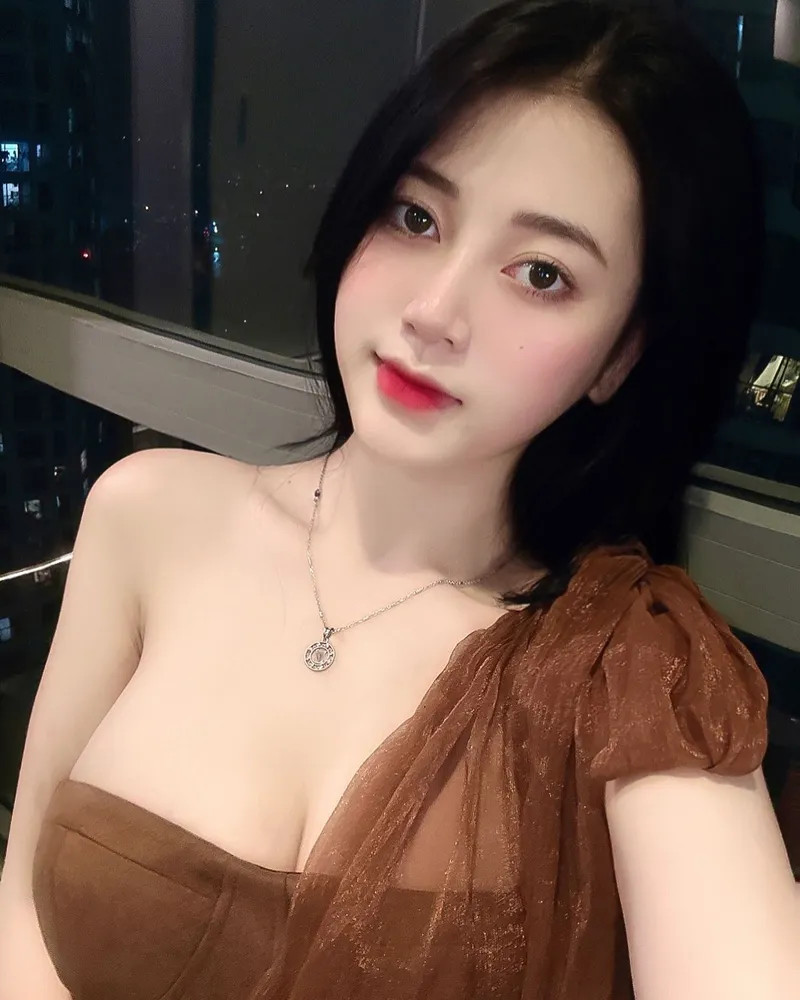 Hotgirl Instagram Nguyễn Hải Ly sexy quyến rũ đầy thu hút