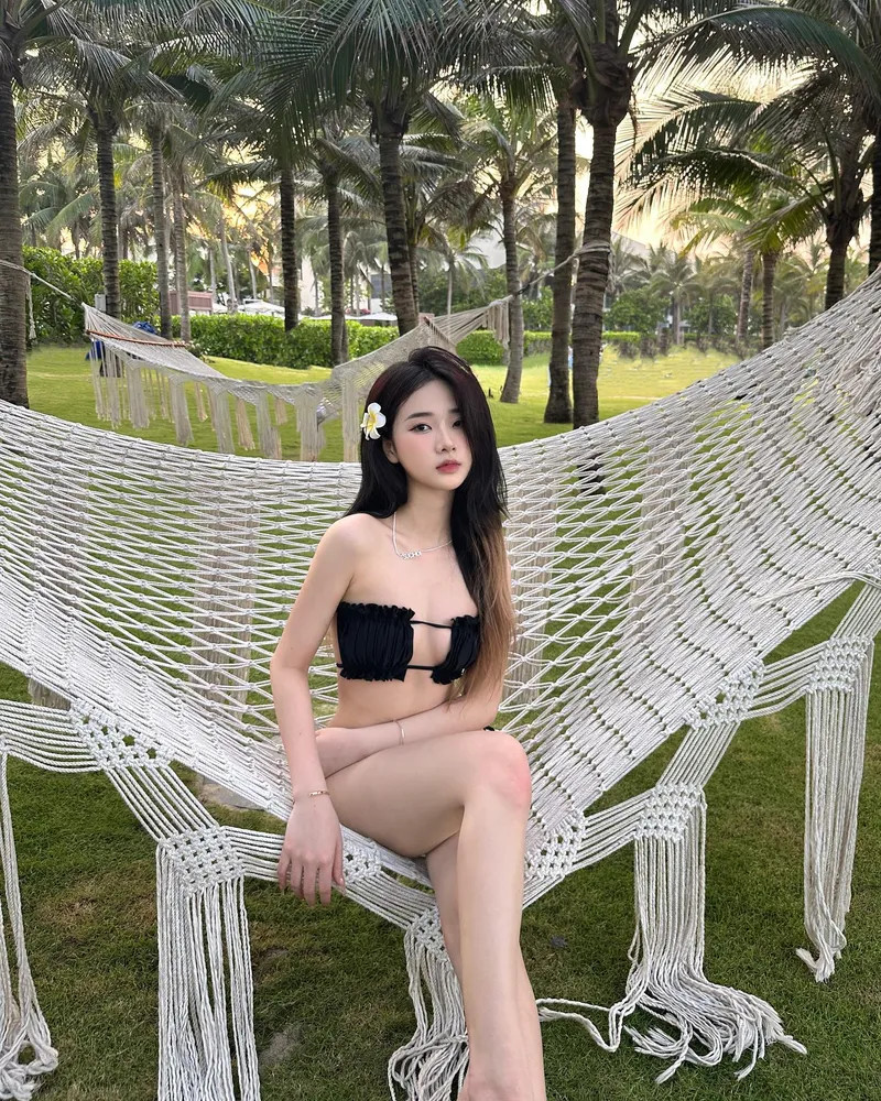 Top 120+ ảnh Nguyễn Diệu Linh bikini sexy trên Instagram