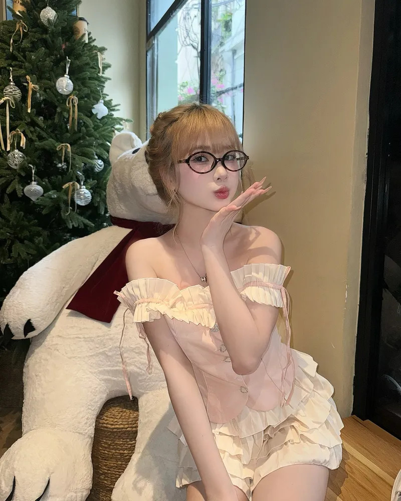 Top 120+ ảnh Nguyễn Diệu Linh bikini sexy trên Instagram