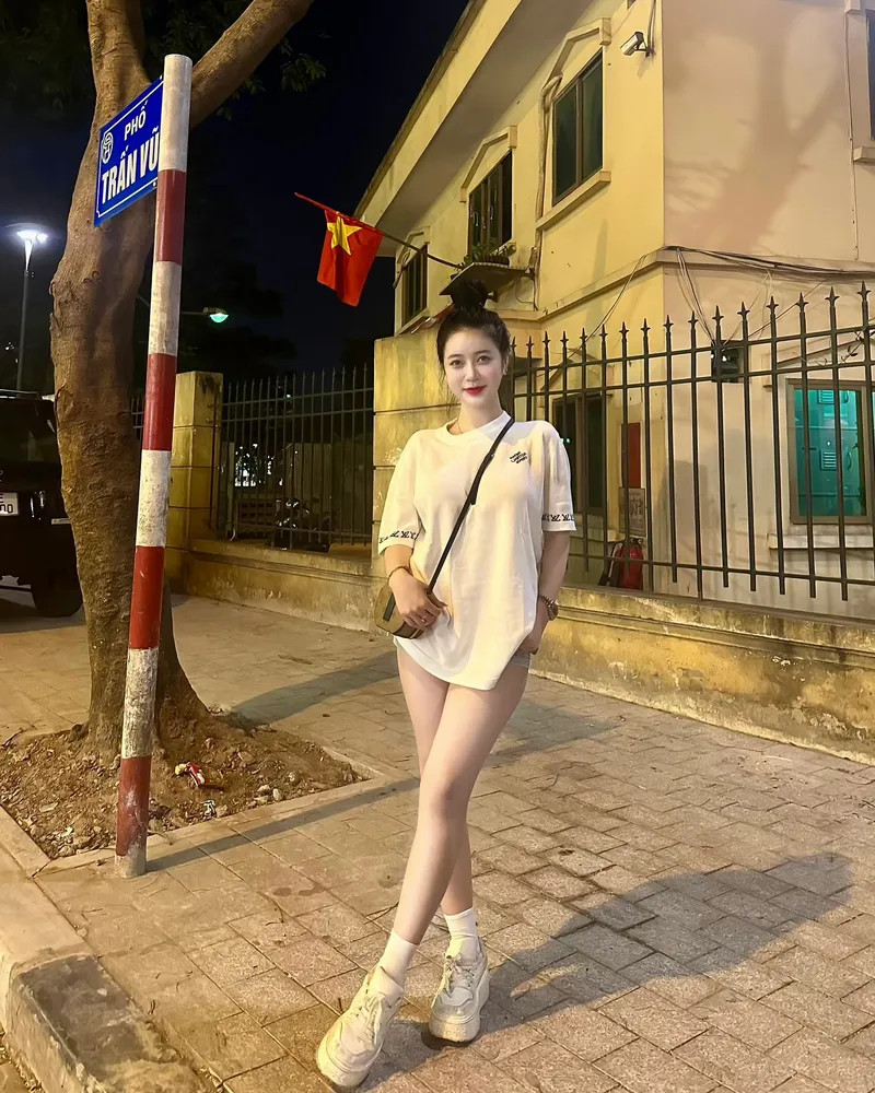 Hotgirl Instagram Nguyễn Hải Ly sexy quyến rũ đầy thu hút