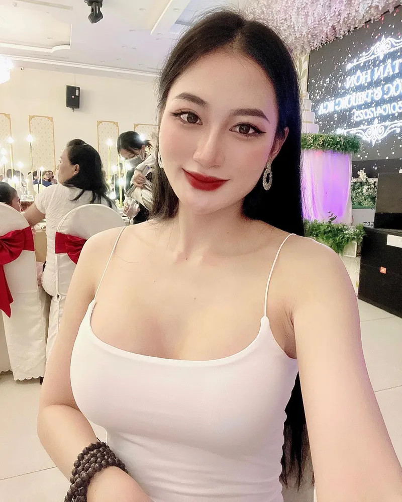 Bộ sưu tập 199+ ảnh sexy đẹp nhất của Kiều Vy trên Instagram