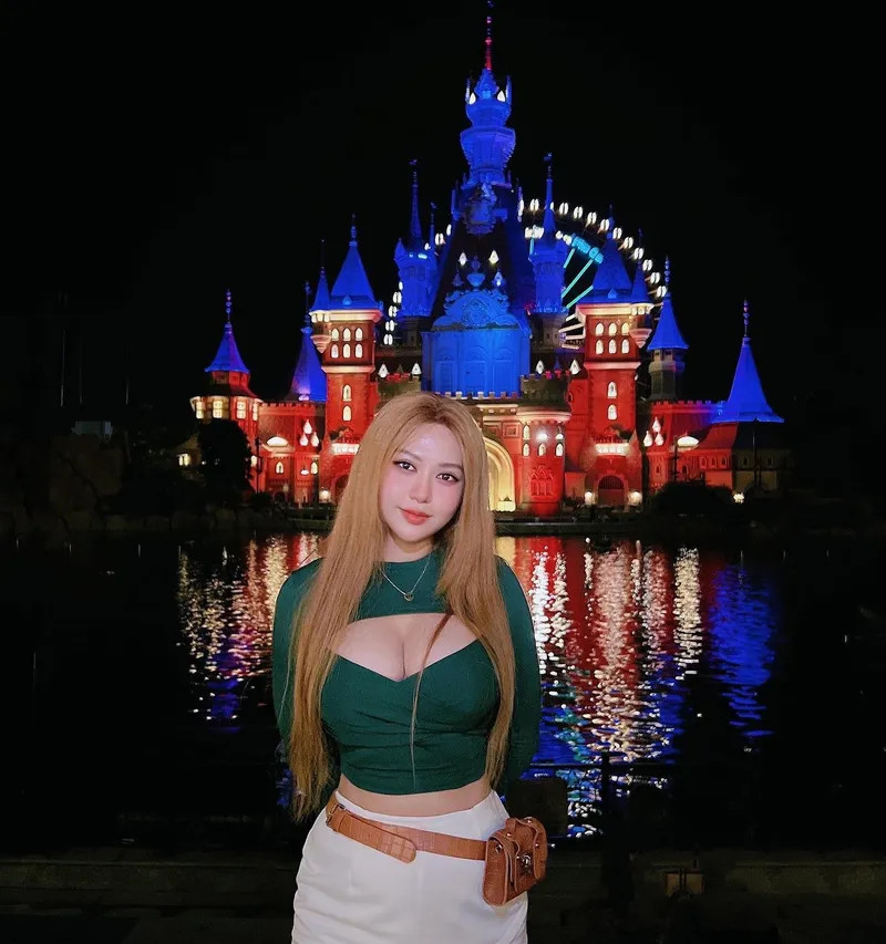 Bộ sưu tập 99 ảnh sexy, quyến rũ của Suzie Nguyen trên IG