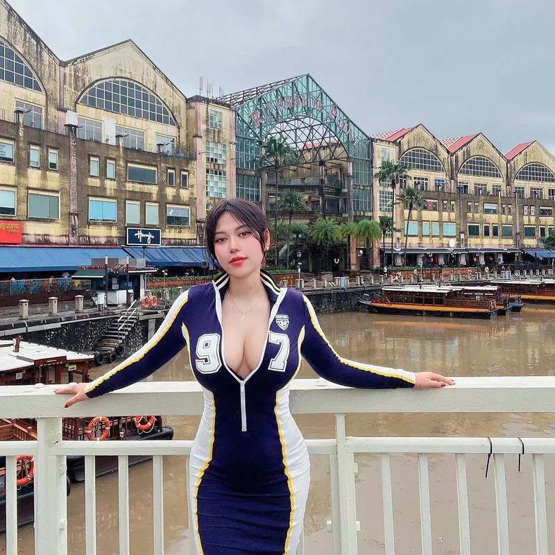 Bộ sưu tập 99 ảnh sexy, quyến rũ của Suzie Nguyen trên IG