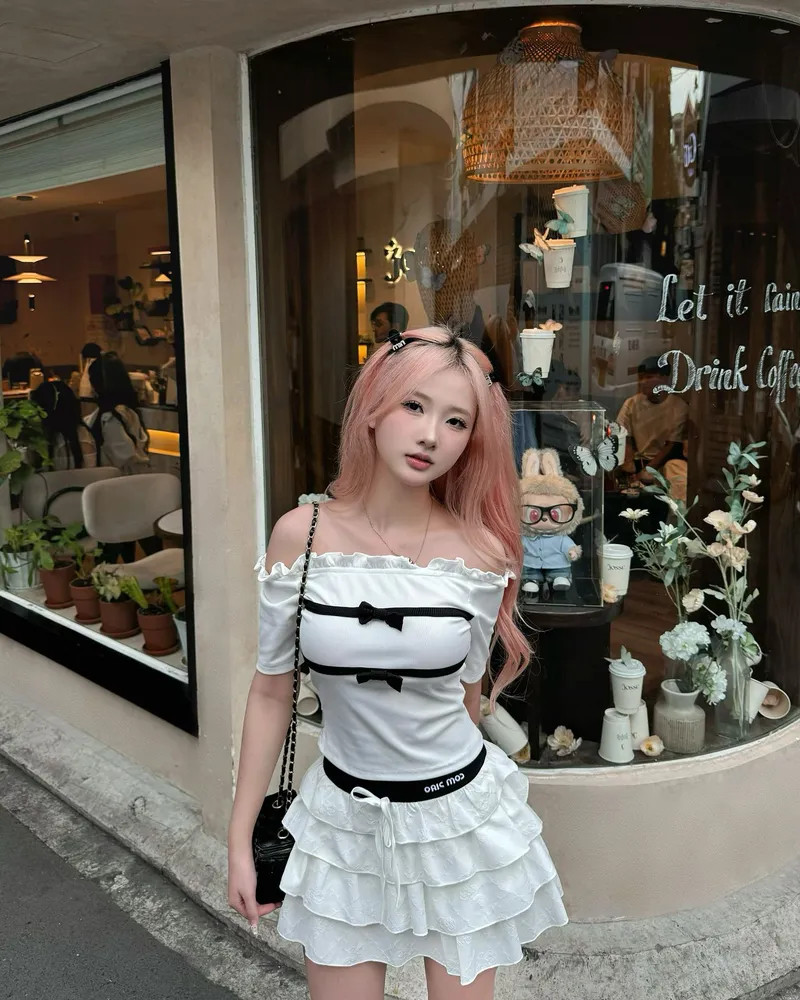 Top 120+ ảnh Nguyễn Diệu Linh bikini sexy trên Instagram